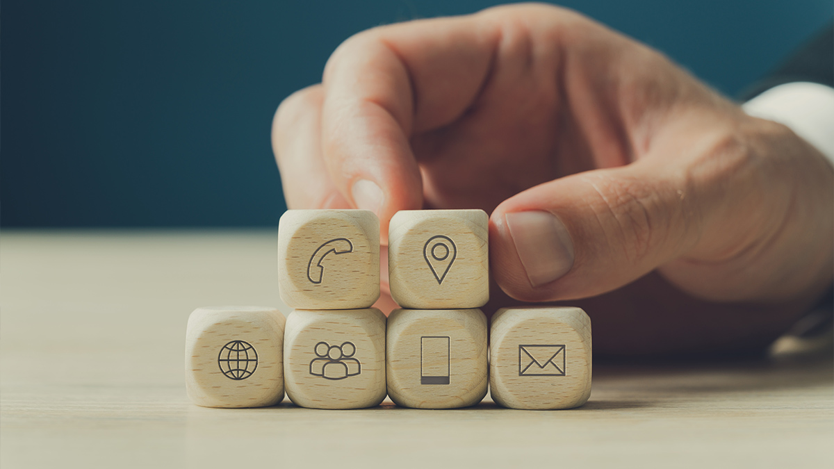 Social media icons on wooden cubes